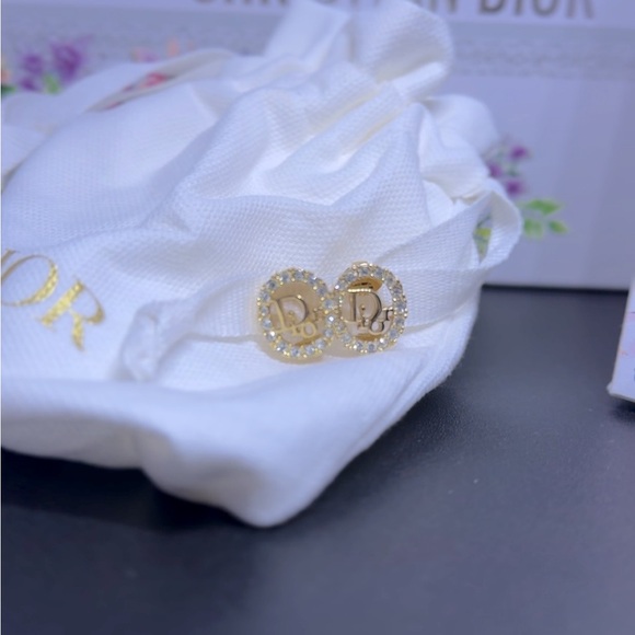 Dior Oval Gold Plated Clip on Earrings - Picture 2 of 5